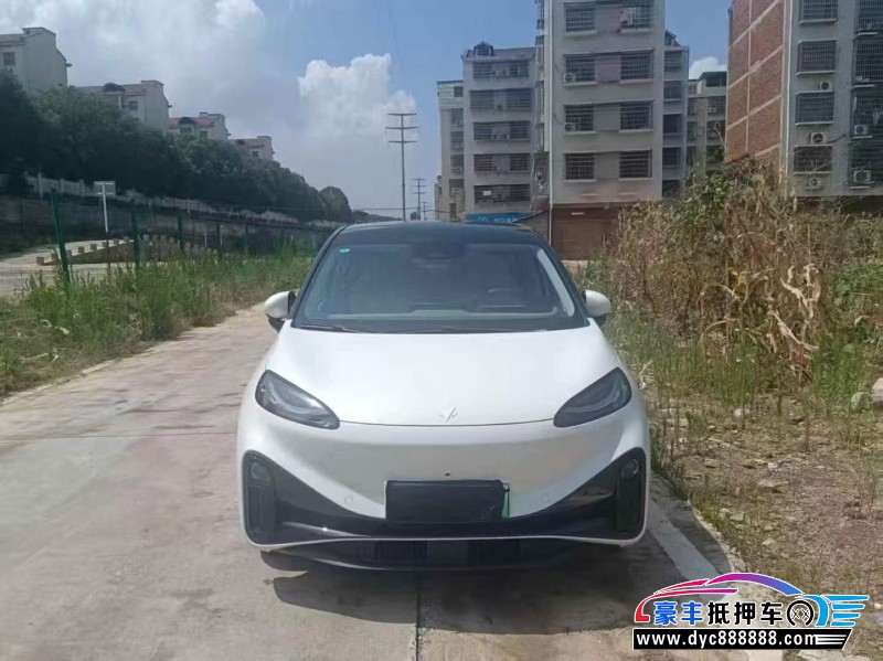 25年极狐考拉轿车抵押车出售