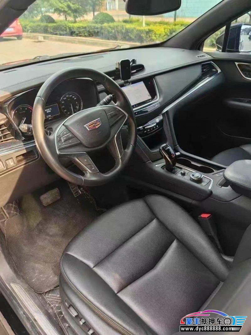 23年凯迪拉克XT5轿车抵押车出售