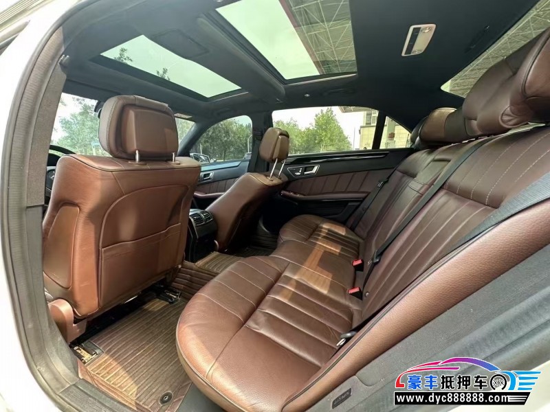 15年奔驰E轿车抵押车出售