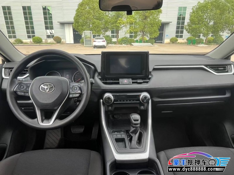 21年丰田RAV4轿车抵押车出售