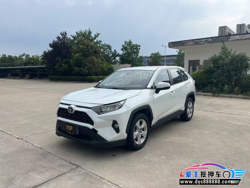 21年丰田RAV4轿车抵押车出售
