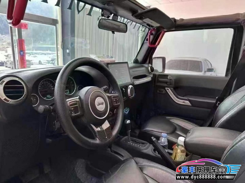 11年Jeep牧马人轿车抵押车出售
