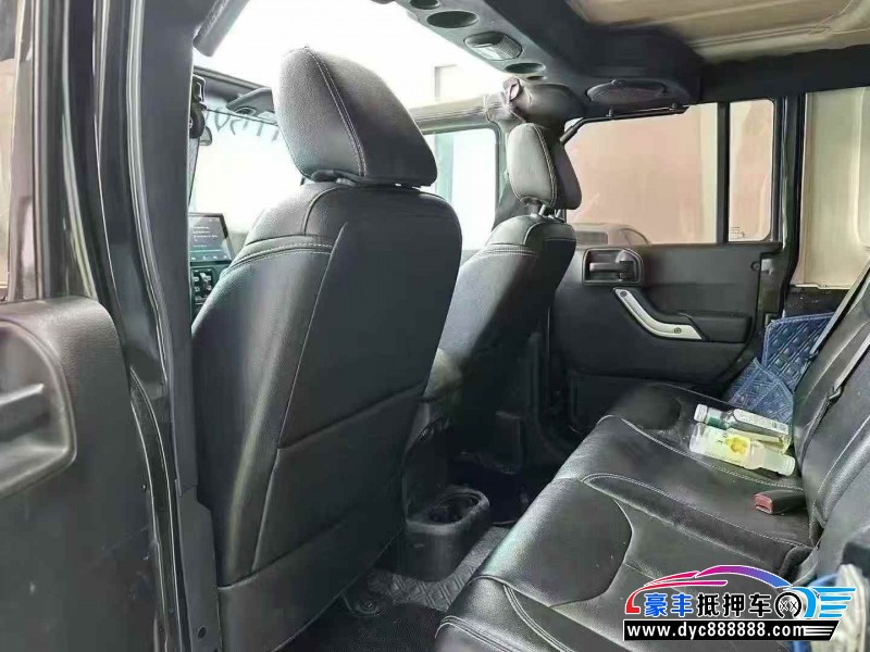 11年Jeep牧马人轿车抵押车出售