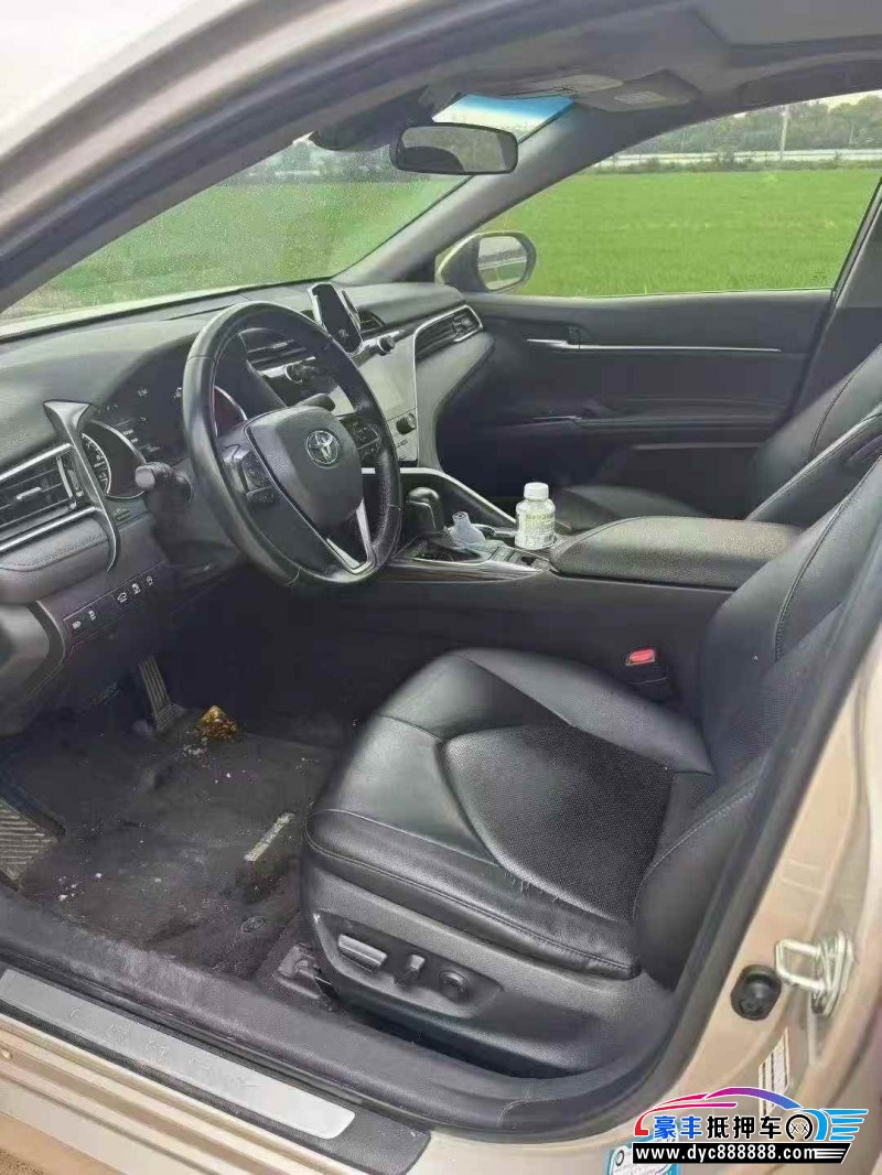 19年丰田凯美瑞轿车抵押车出售