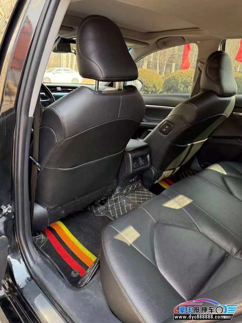 21年丰田凯美瑞轿车抵押车出售