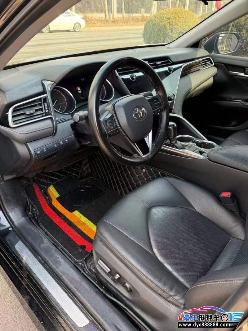 21年丰田凯美瑞轿车抵押车出售