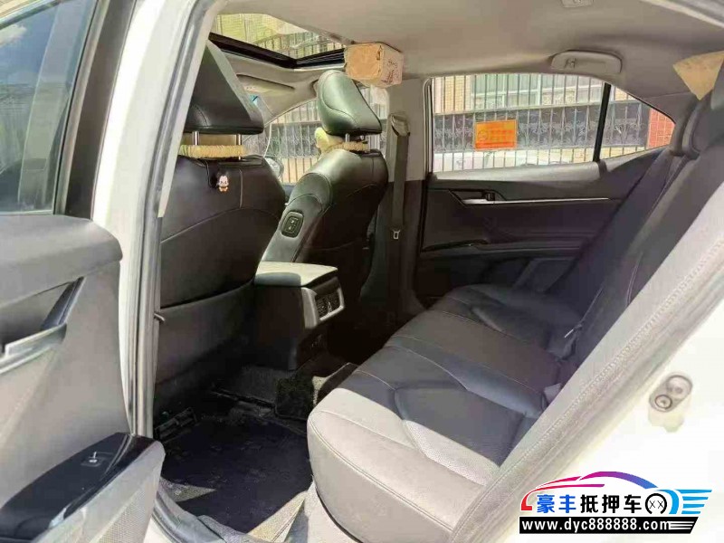 20年丰田凯美瑞轿车抵押车出售