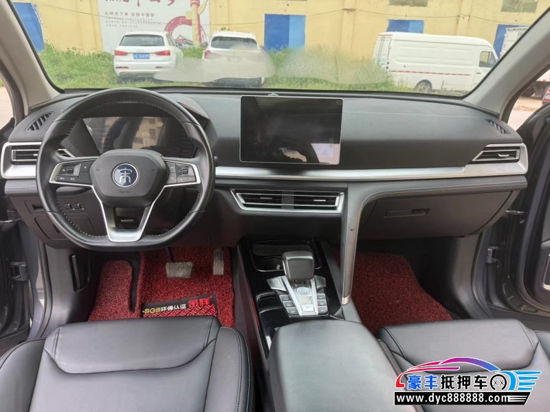 19年比亚迪宋轿车抵押车出售