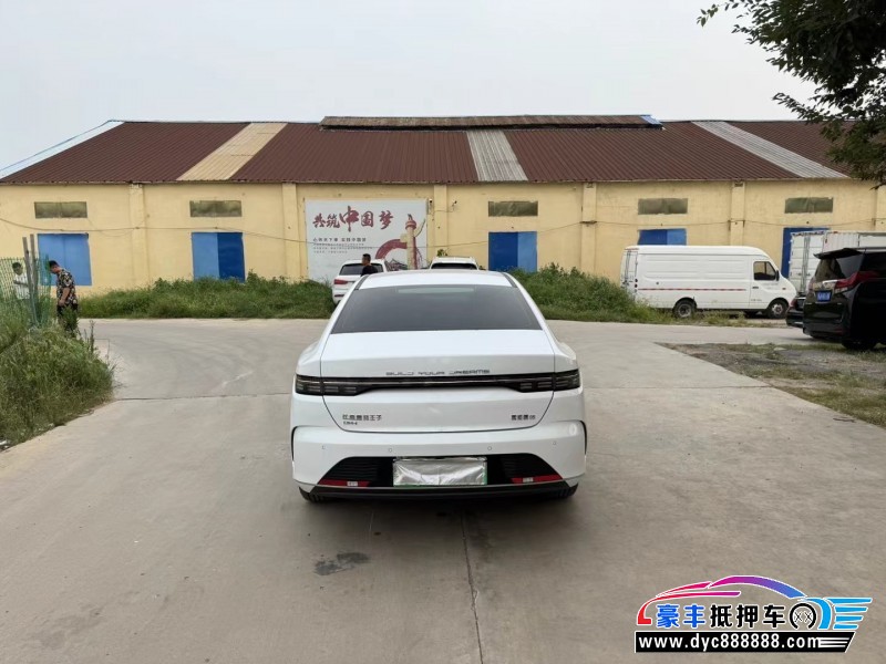 23年比亚迪驱逐舰轿车抵押车出售