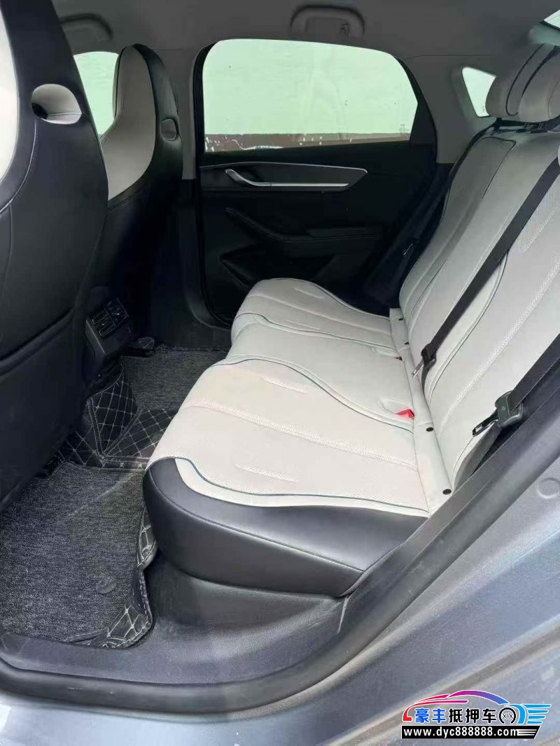 24年比亚迪驱逐舰轿车抵押车出售