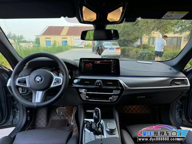 22年宝马5系轿车抵押车出售