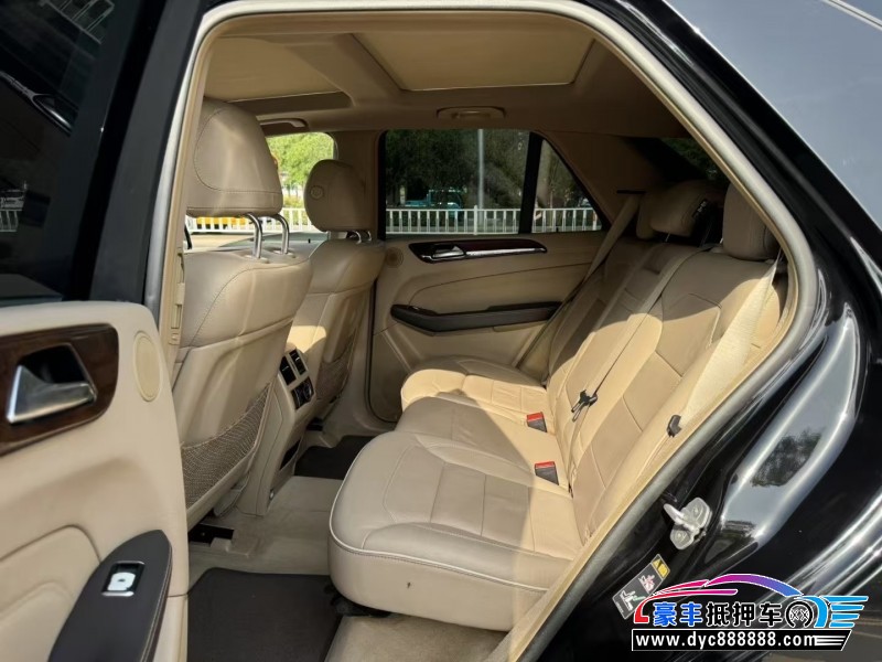 12年奔驰MLSUV抵押车出售