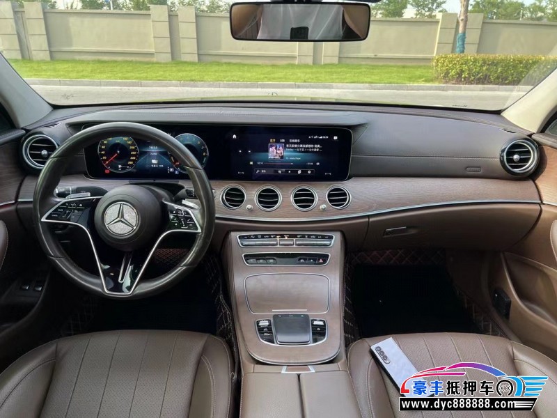 21年奔驰E轿车抵押车出售