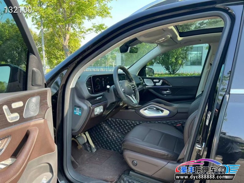 19年奔驰GLE轿车抵押车出售