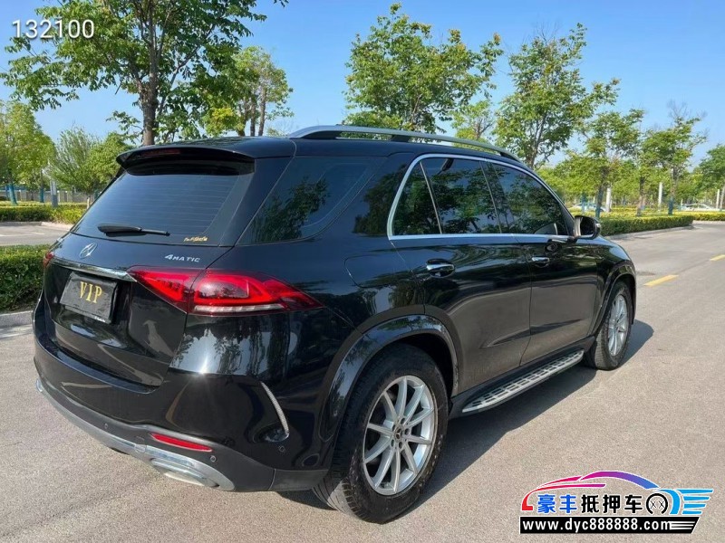 19年奔驰GLE轿车抵押车出售