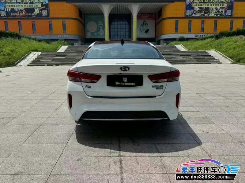 19年起亚K5轿车抵押车出售