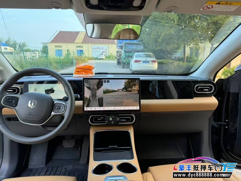 24年零跑c01轿车抵押车出售