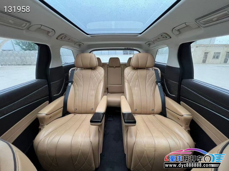 24年腾势D9轿车抵押车出售