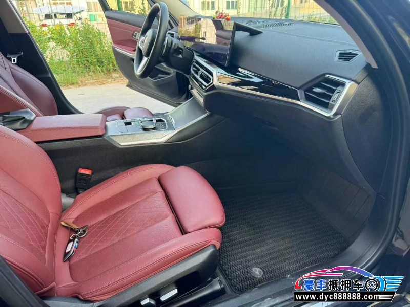 23年宝马3系轿车抵押车出售