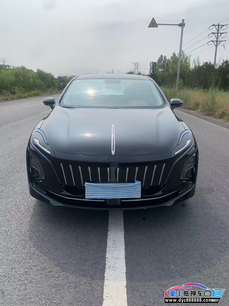 25年红旗EQM5轿车抵押车出售