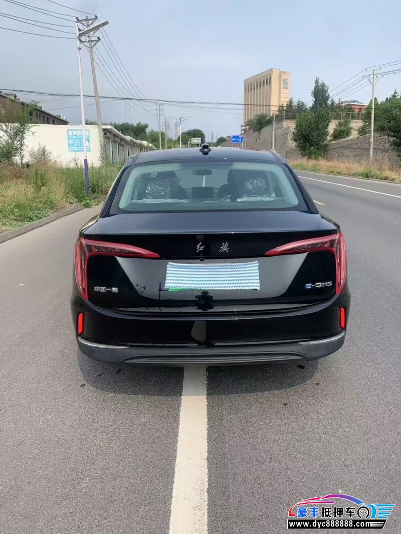 25年红旗EQM5轿车抵押车出售