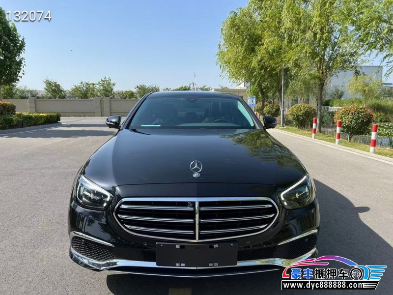 22年奔驰E轿车抵押车出售