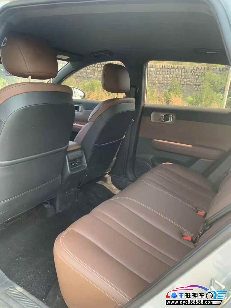 25年五菱星光轿车抵押车出售