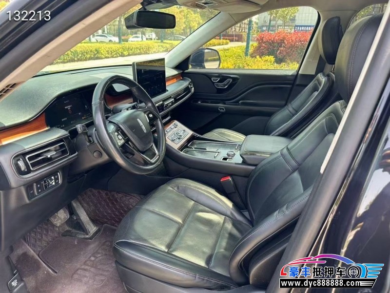 22年林肯飞行家轿车抵押车出售