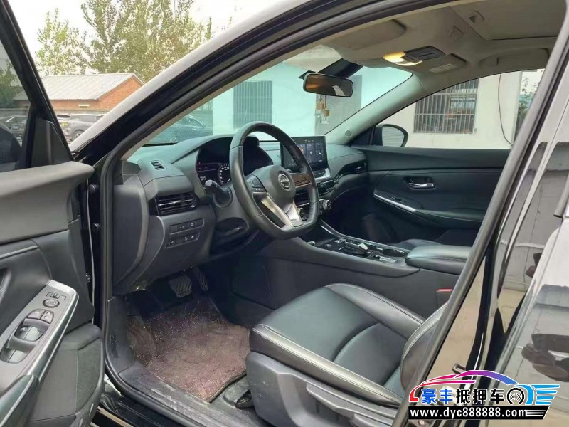 22年日产轩逸轿车抵押车出售