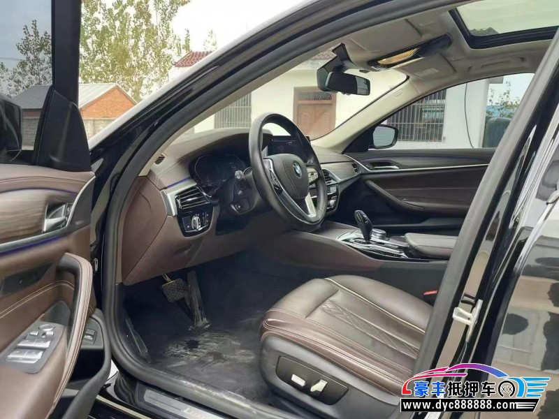 20年宝马5系轿车抵押车出售