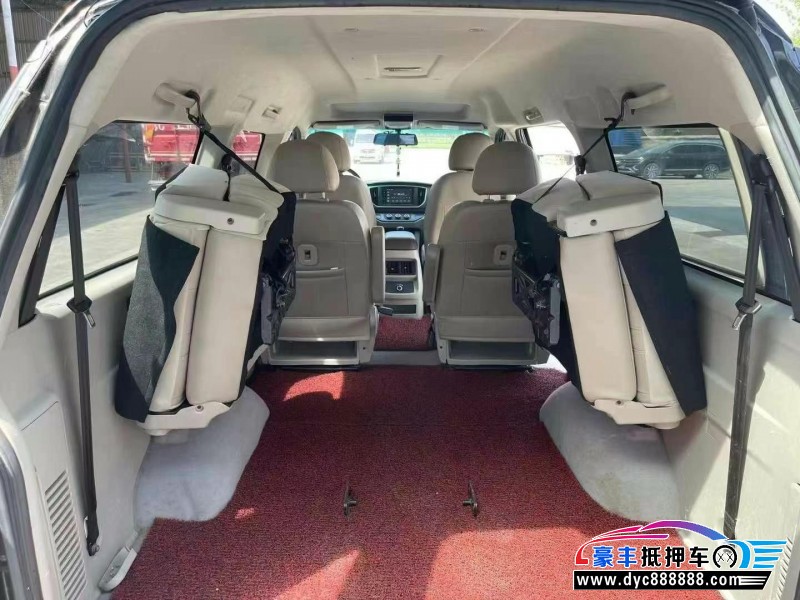 20年东风风行菱智轿车抵押车出售