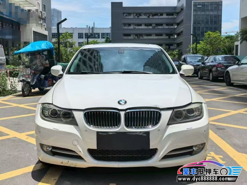 12年宝马3系轿车抵押车出售