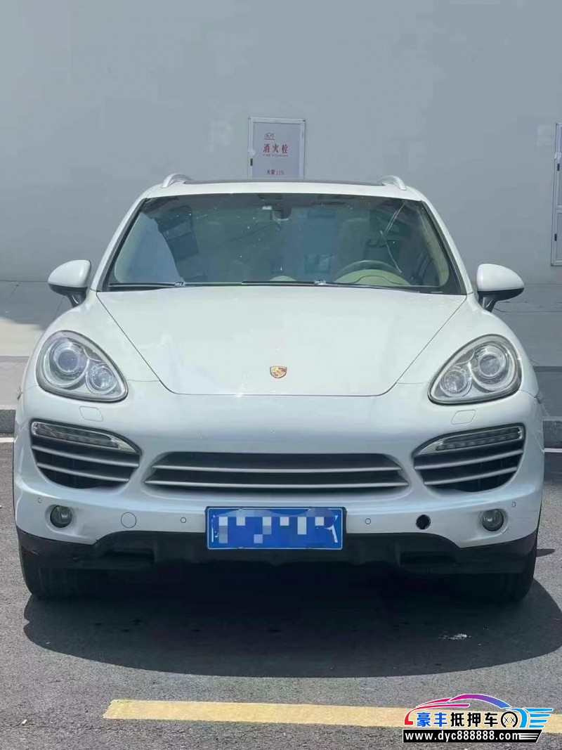 14年保时捷卡宴轿车抵押车出售