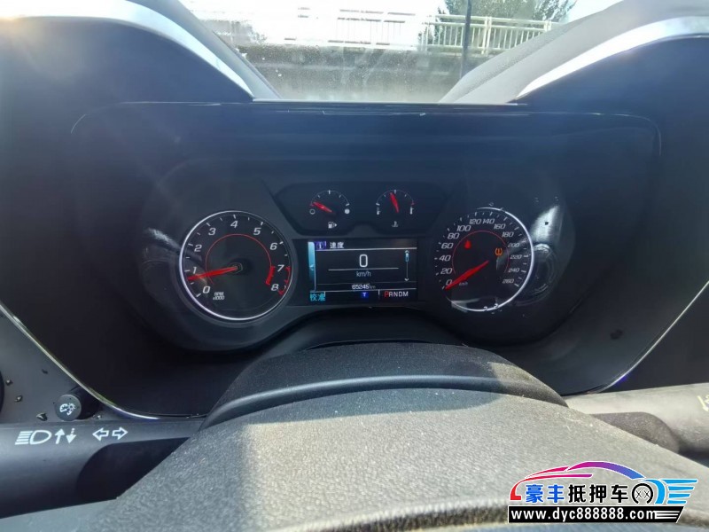 19年雪佛兰科迈罗轿车抵押车出售