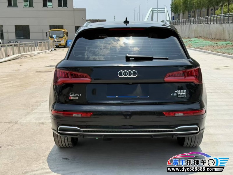 19年奥迪Q5SUV抵押车出售