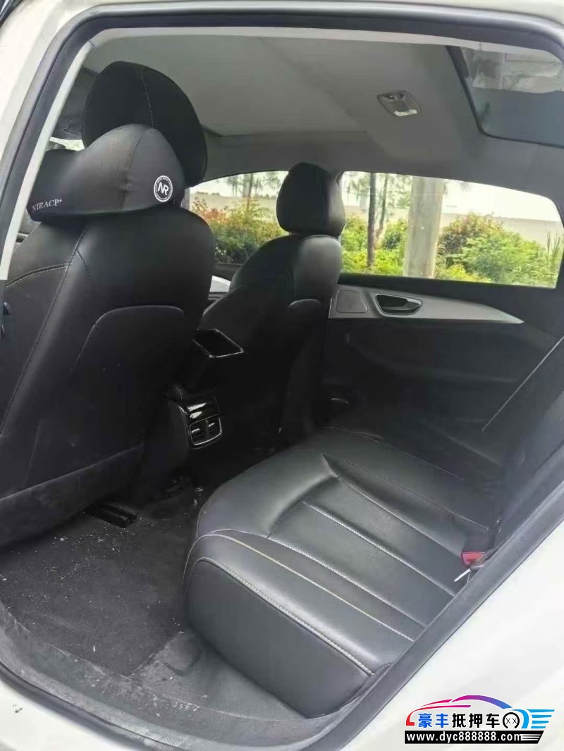 23年荣威i6轿车抵押车出售