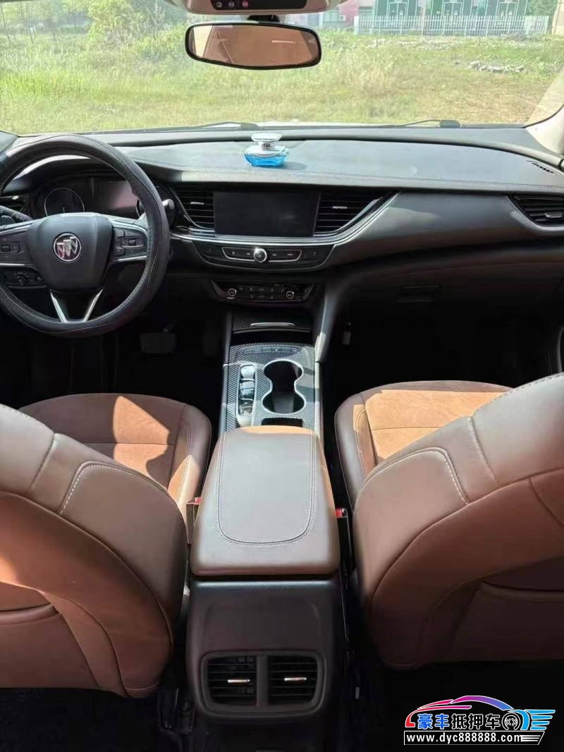 21年别克君威轿车抵押车出售