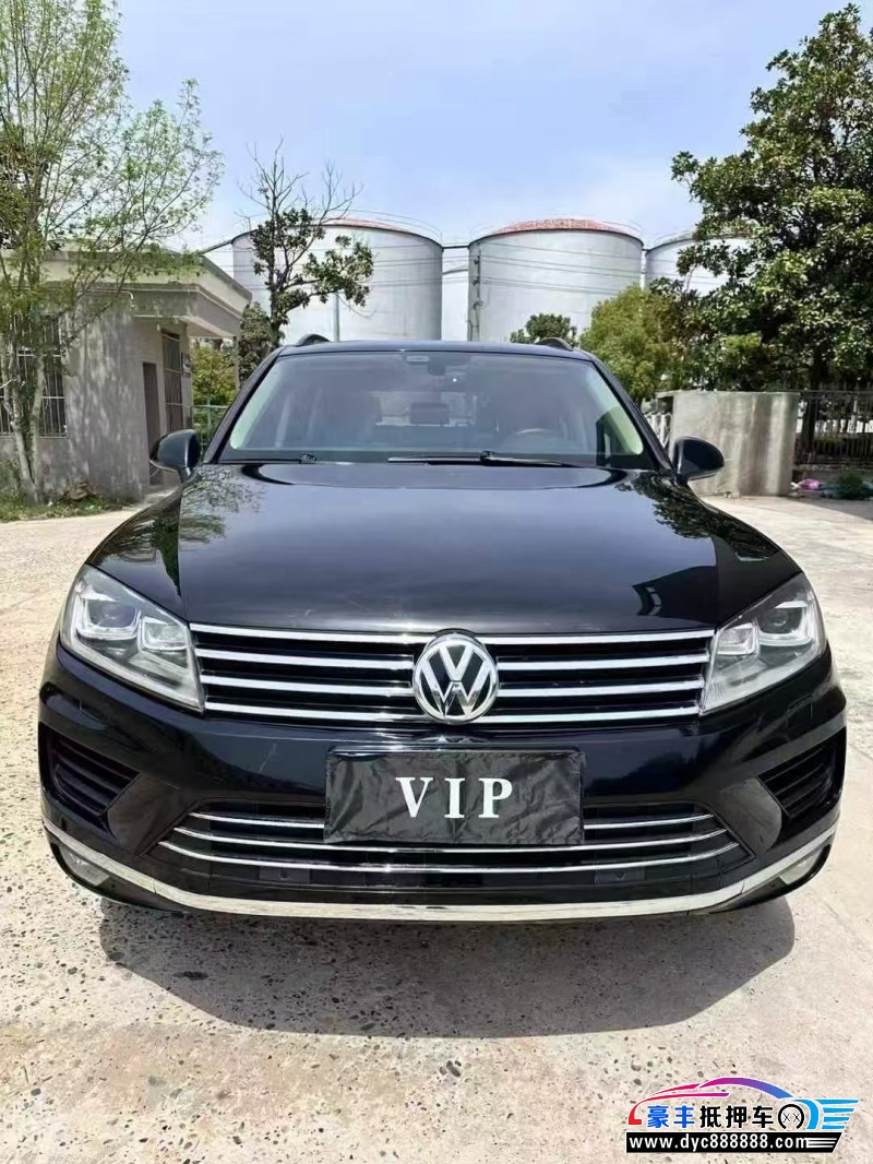 17年大众途锐轿车抵押车出售