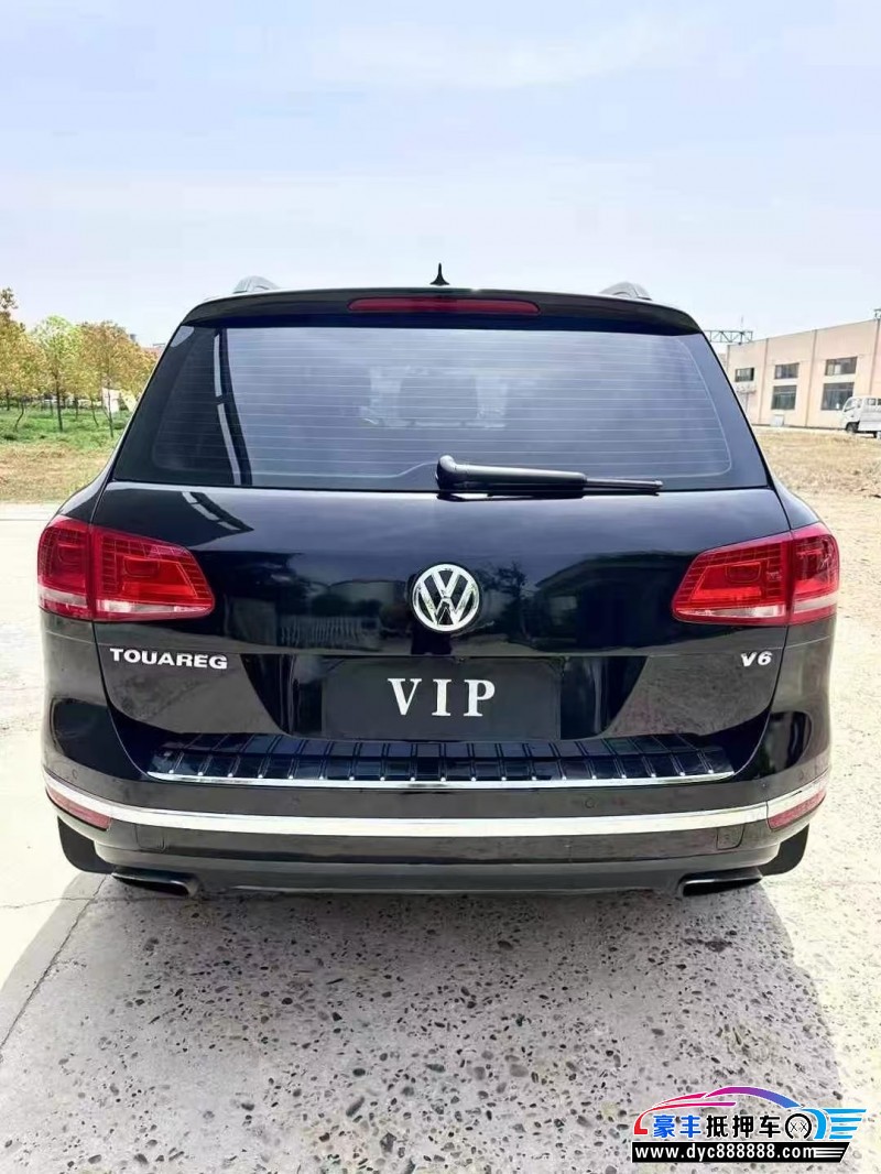 17年大众途锐轿车抵押车出售