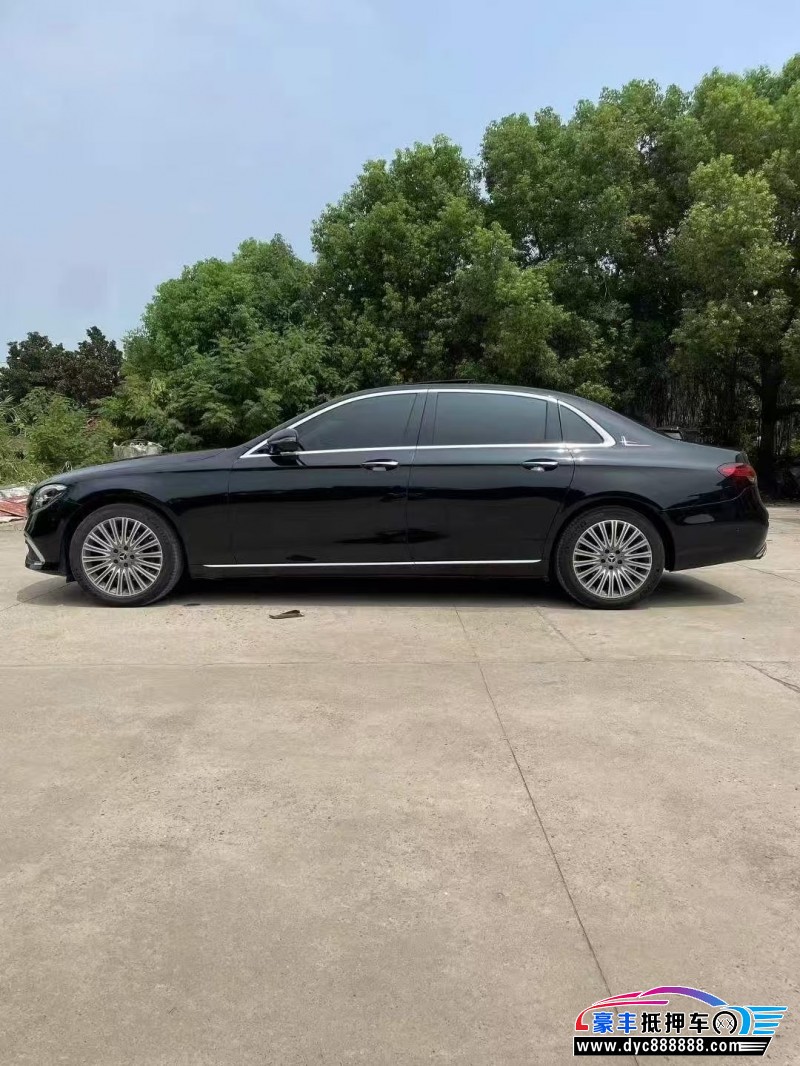 21年奔驰E轿车抵押车出售