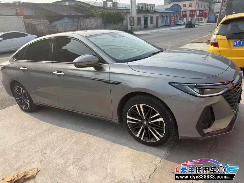 24年奇瑞艾瑞泽7轿车抵押车出售