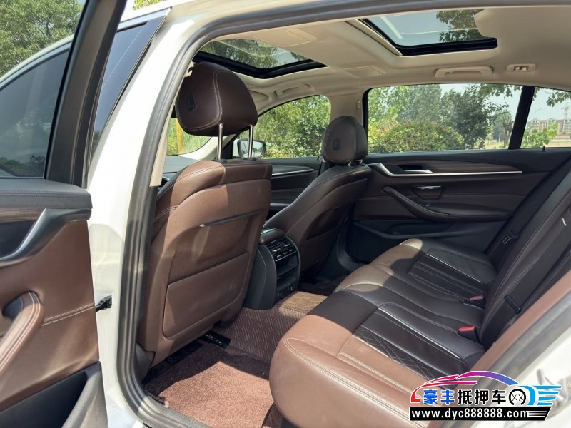 18年宝马5系轿车抵押车出售