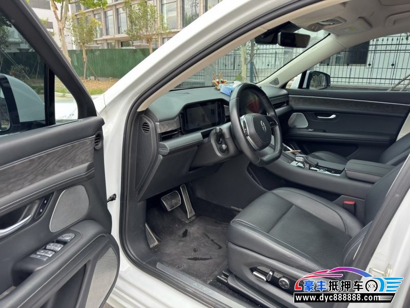 22年华为问界轿车抵押车出售