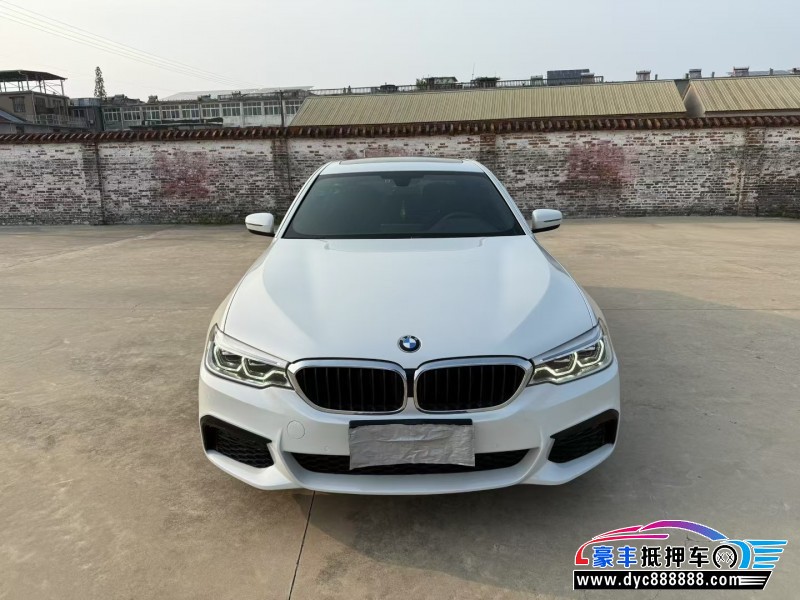 20年宝马5系轿车抵押车出售