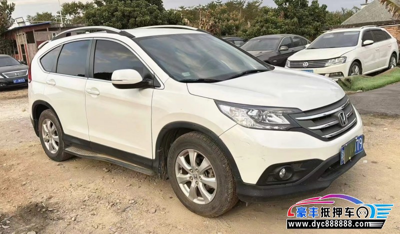 15年本田CR-V轿车抵押车出售