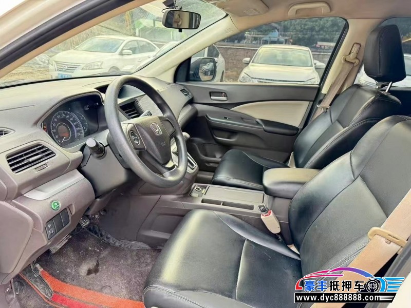 15年本田CR-V轿车抵押车出售