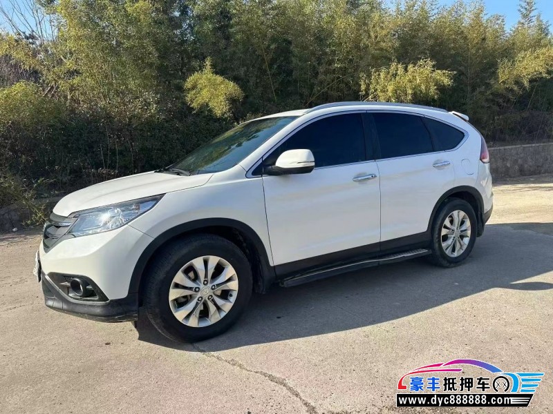 13年本田CR-V轿车抵押车出售