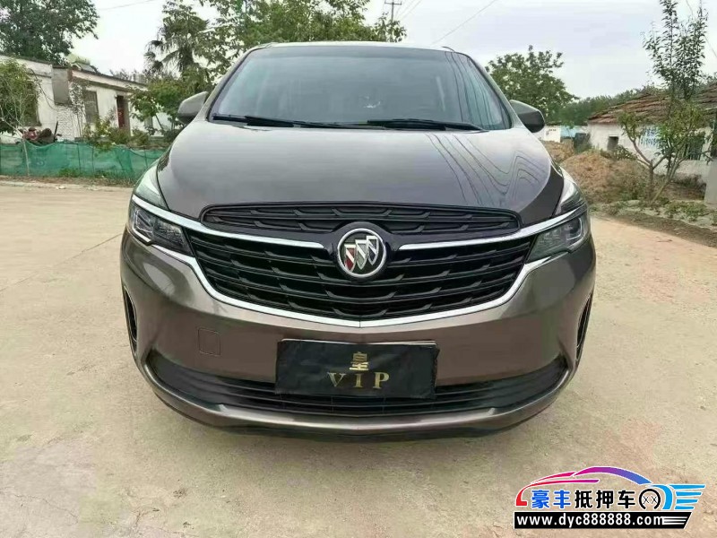 抵押车出售21年别克GL8轿车