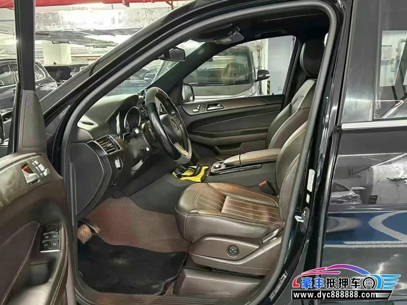 17年奔驰GLE轿车抵押车出售