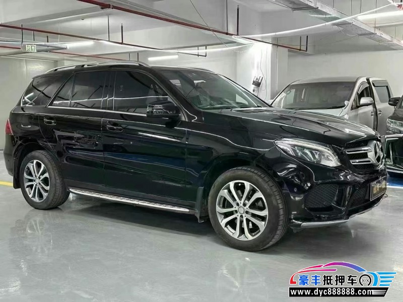 17年奔驰GLE轿车抵押车出售